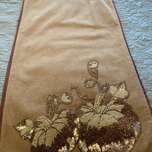 Nicole Miller Fall Table Runner- new.